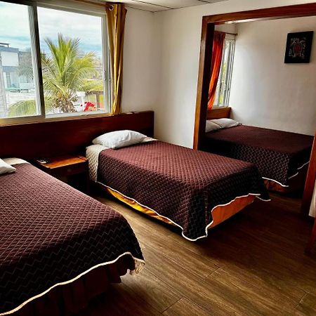 Hostal Muyuyo Puerto Ayora  Eksteriør bilde