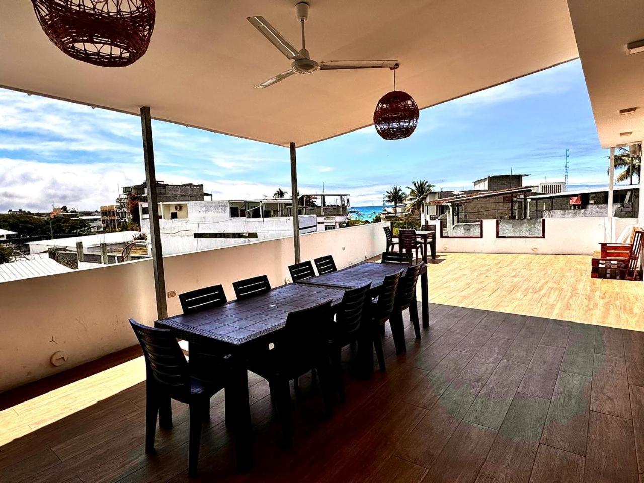 Hostal Muyuyo Puerto Ayora  Eksteriør bilde