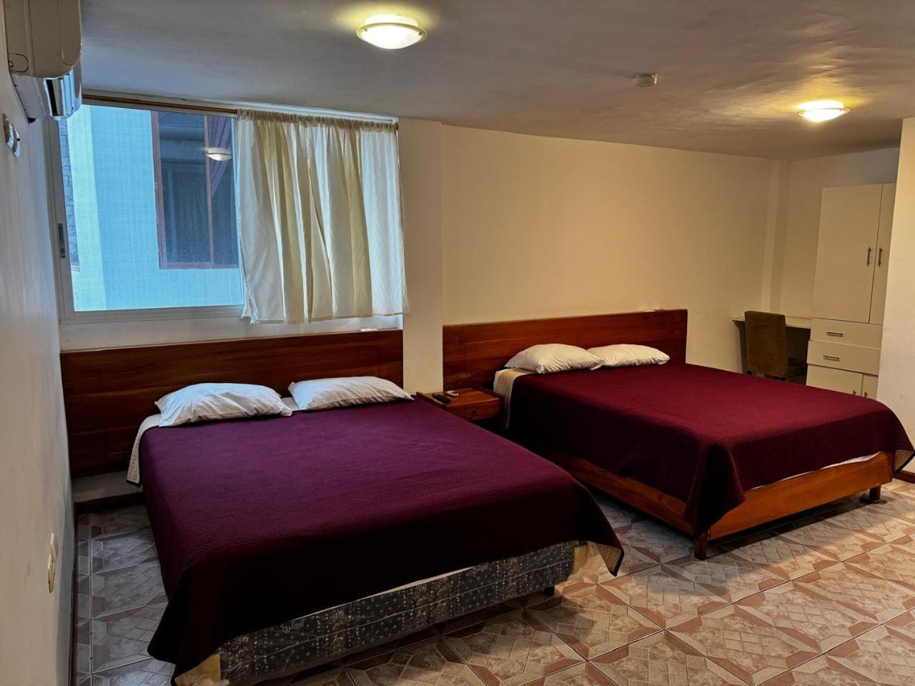 Hostal Muyuyo Puerto Ayora  Eksteriør bilde