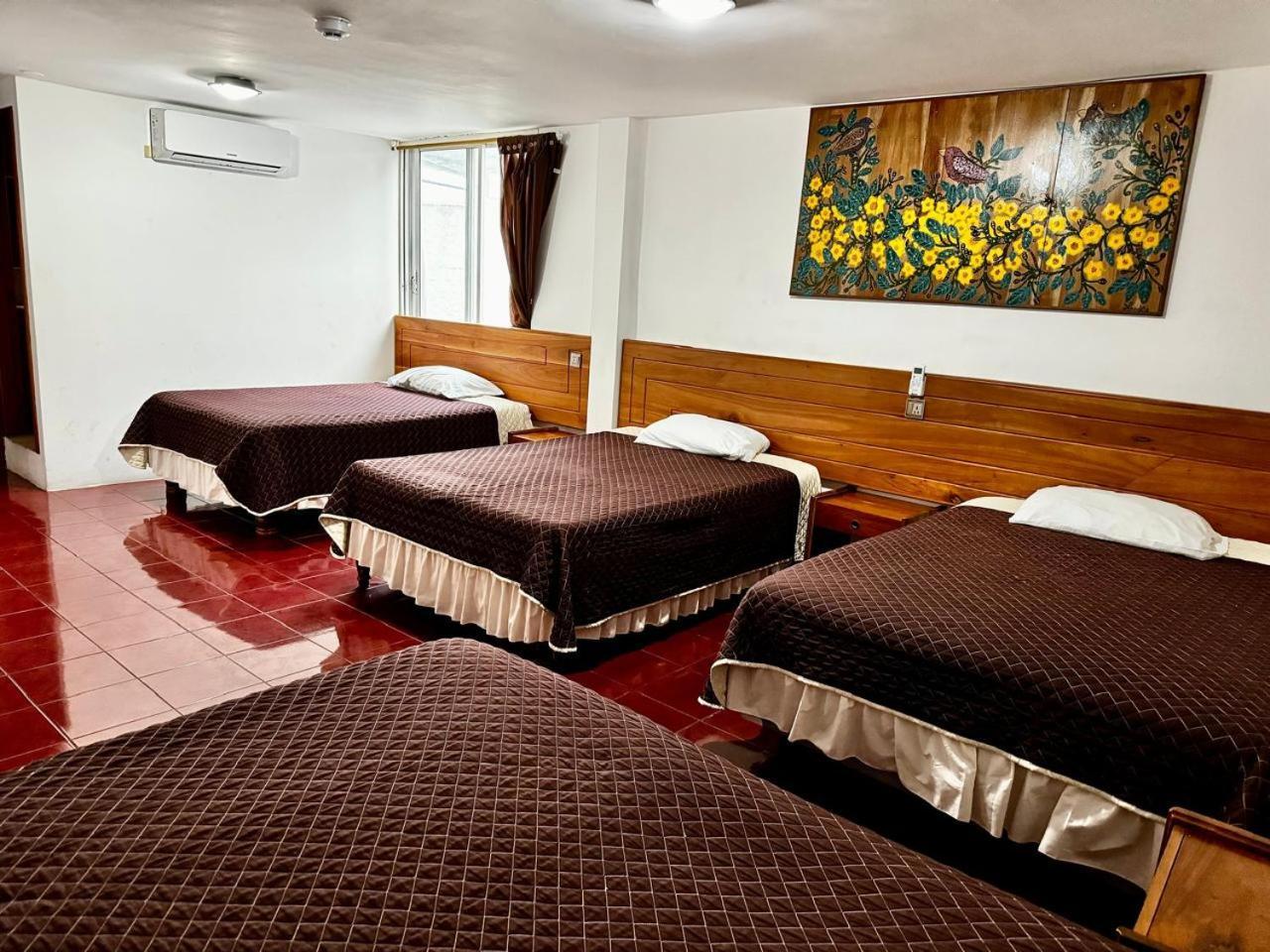 Hostal Muyuyo Puerto Ayora  Eksteriør bilde