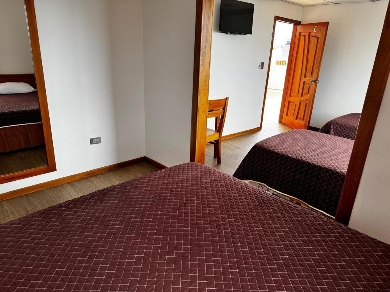 Hostal Muyuyo Puerto Ayora  Eksteriør bilde
