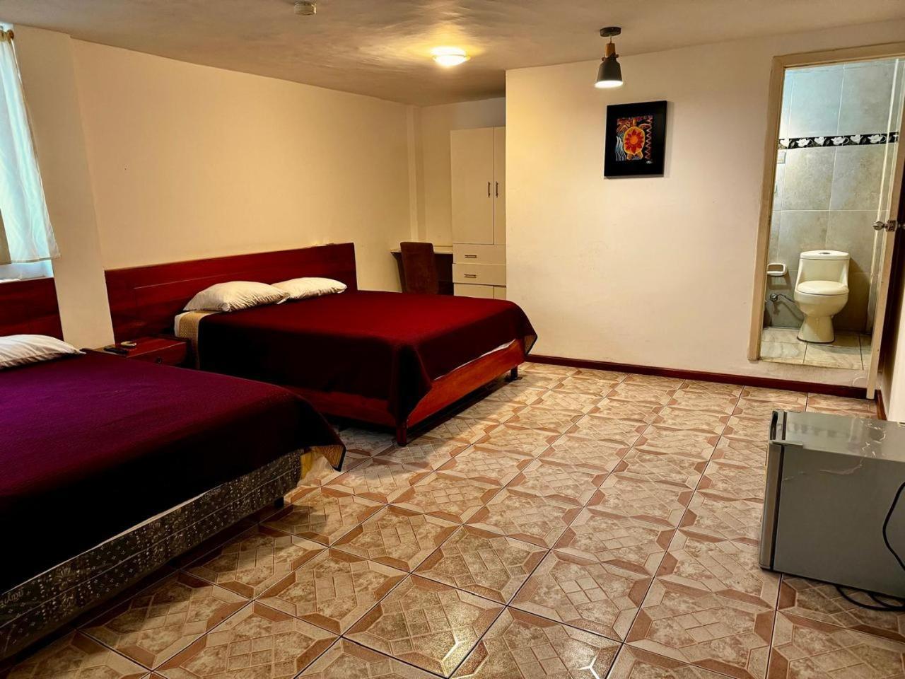 Hostal Muyuyo Puerto Ayora  Eksteriør bilde