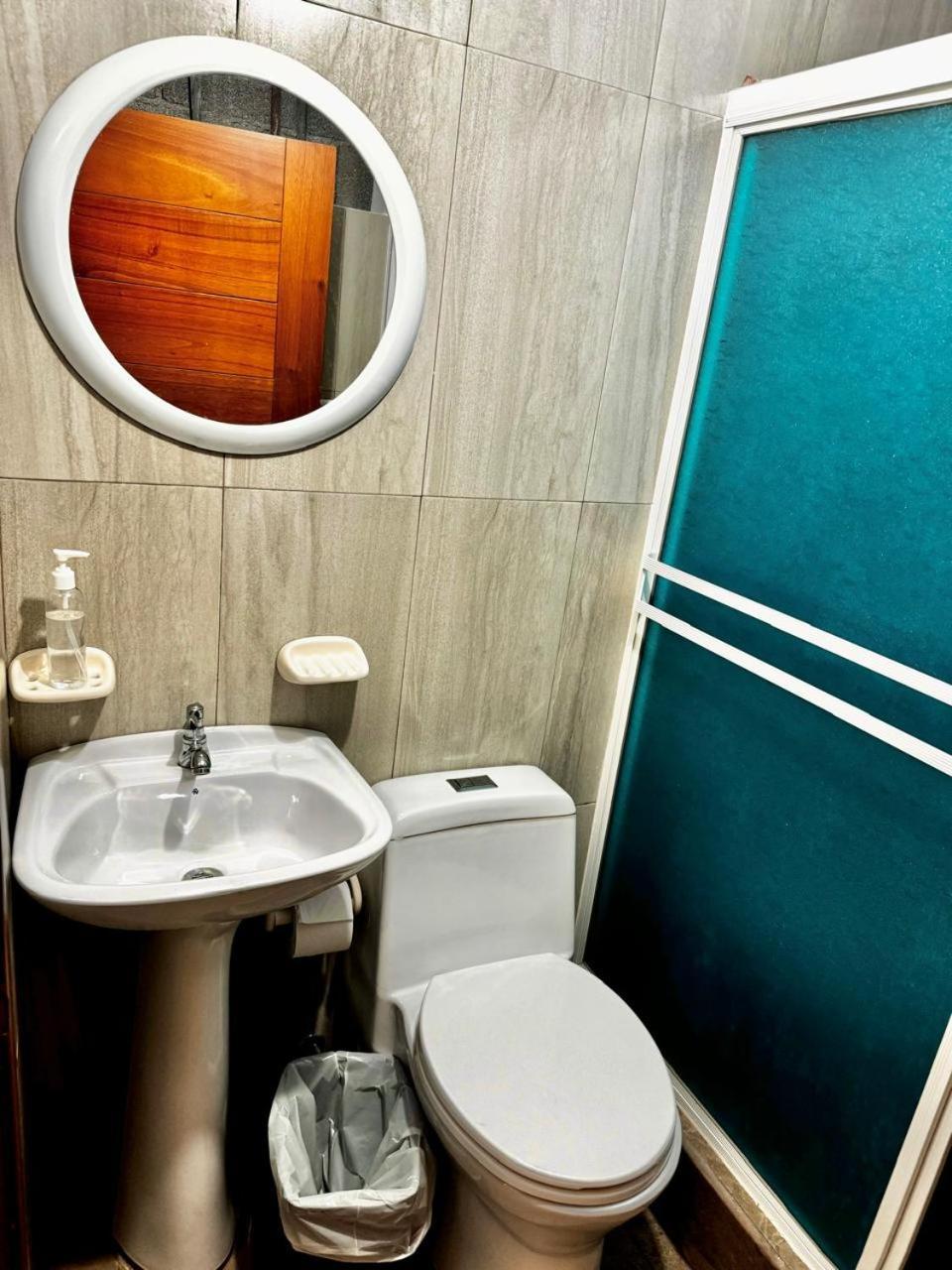 Hostal Muyuyo Puerto Ayora  Eksteriør bilde